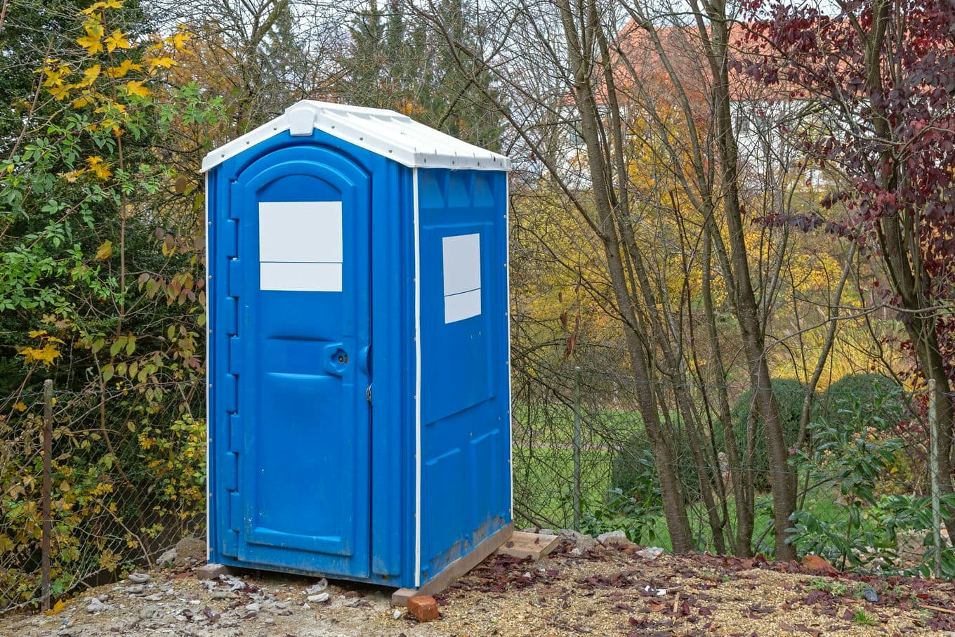 przenośna toaleta na działce
